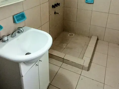 Depto Tipo Casa en Alquiler en Gerli, $ 320.000