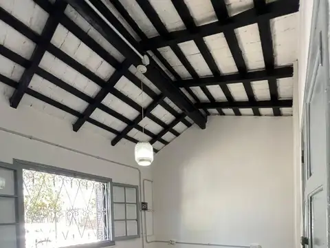 OPORTUNIDAD! VENDO CASA  EN VILLA ALLENDE/A REFACCIONAR