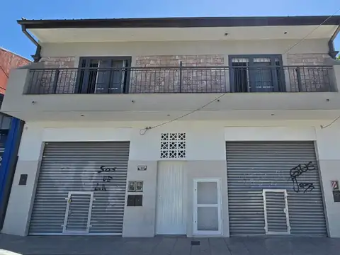 Local en Alquiler en Rafael Castillo, $ 800.000