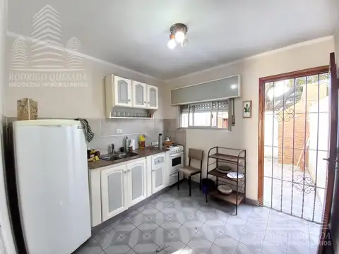 Depto Tipo Casa en Venta con 1 cocheras