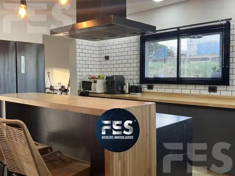 Casa en alquiler temporal pinamar barrio Nayades  para 6 personas