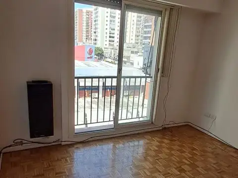 Av. Belgrano  al 300