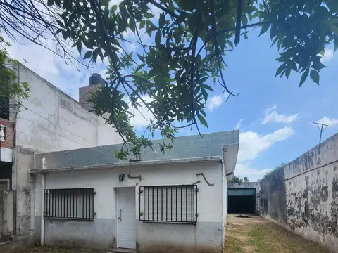 Urquiza al 1300