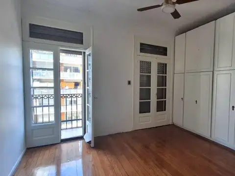 Departamento en Venta en Balvanera, USD 112.000