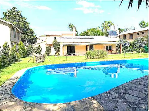 CASA  VENTA PILAR 2 DORMITORIOS con jardin  parrilla pileta seguridad SUM ARBOLADO KM 50 PILAR