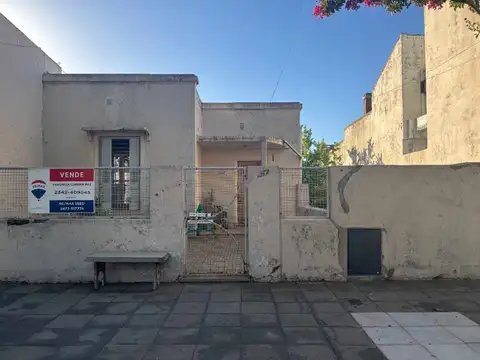 CASA EN VENTA EN BRAGADO
