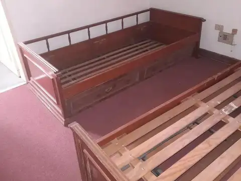 Depto Tipo Casa en Venta 70 años