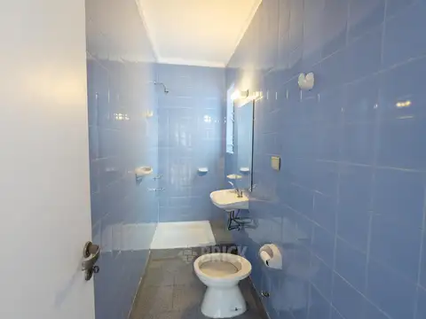 Depto Tipo Casa en Venta en Flores, USD 256.000