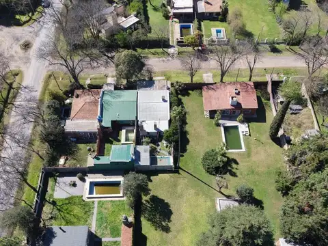 Terreno en venta sobre Presidente Perón, Funes | 600 m² | Orientación oeste y servicios