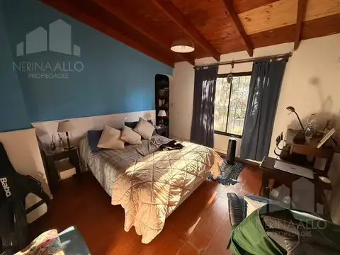 Casa en Venta con 4 cocheras