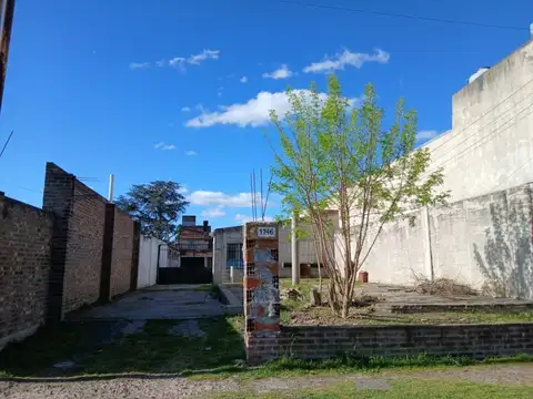 Casa en Almte. Brown 1746, Barrio Hospital Luján en Venta