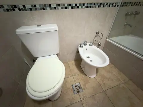 ALQUILER DOS AMBIENTES CON BALCON FRENTE BALLESTER