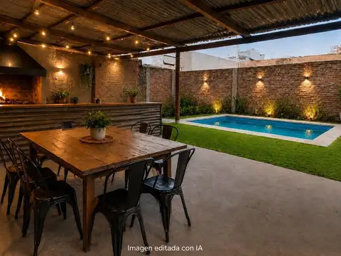 Venta Casa más Galpón en Lote Propio de 9,57x18,30 en Lopez y Planes 4900