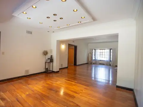 Casa en Alquiler 40 años