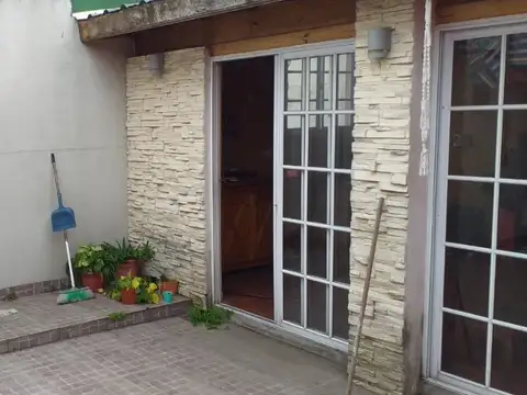 DOBLAS 1900, Piso P.B.