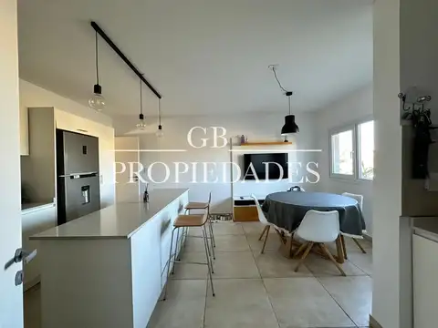 Departamento 4 ambientes con 3 baños