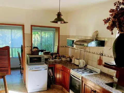 Casa 5 ambientes con 3 baños