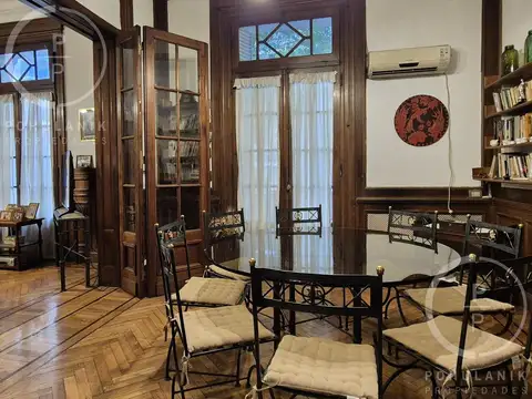 Departamento 8 ambientes con 3 baños