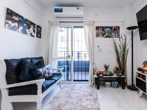 DPTO 2 AMB - LANUS ESTE C/ BALCON