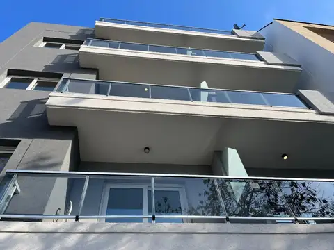 Departamento en Venta en Adrogue, USD 140.000