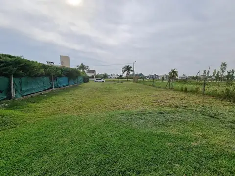 Av Acequias Del Aire
