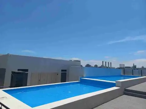 Va Urquiza, Sucre 4300 y Donado, 2 amb, 50m2, u$s 1,100 + servicios.