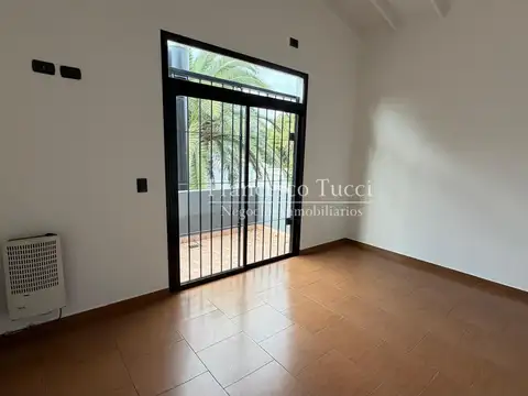 Depto Tipo Casa en Venta de 4 ambientes