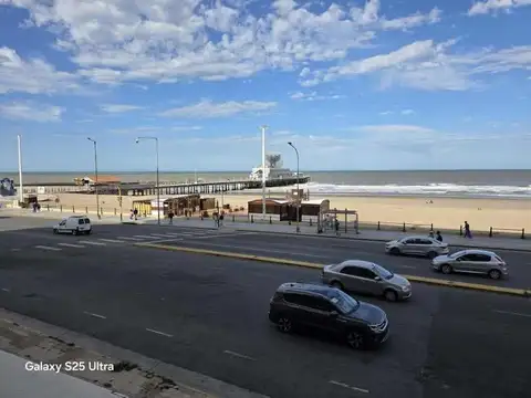 Bv. Jacinto Peralta Ramos 1900, Piso 1