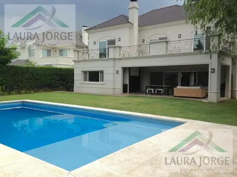 Casa en Venta en La Caballeriza, USD 530.000
