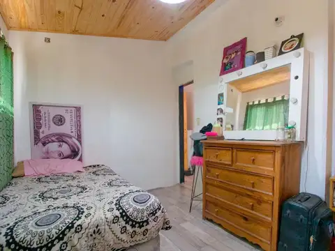 Depto Tipo Casa 4 ambientes con 2 baños