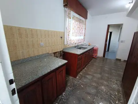 Doctor Raúl Scalabrini Ortiz 1300, Piso PB