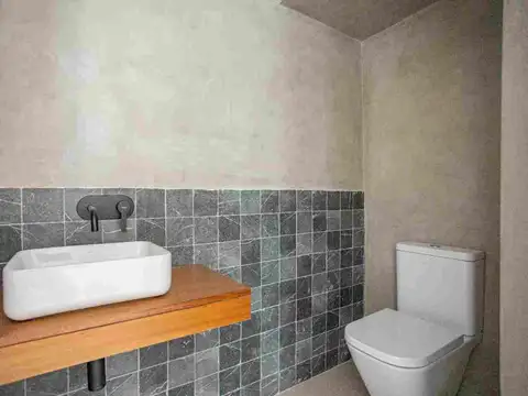Casa en Venta en Carrasco Norte, USD 890.000