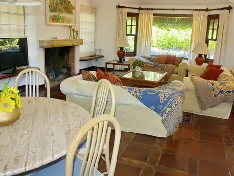 Casa en Venta en Beverly Hills, USD 1.250.000