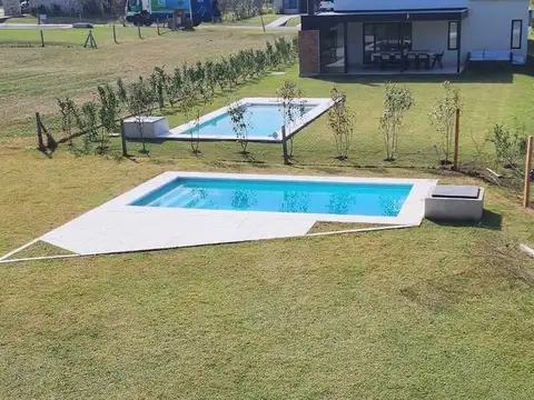 Casa 6 ambientes con 3 baños
