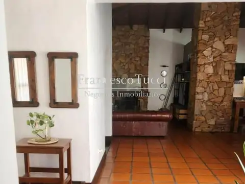Casa en Alquiler Temporal en Francisco Alvarez, USD 4.000