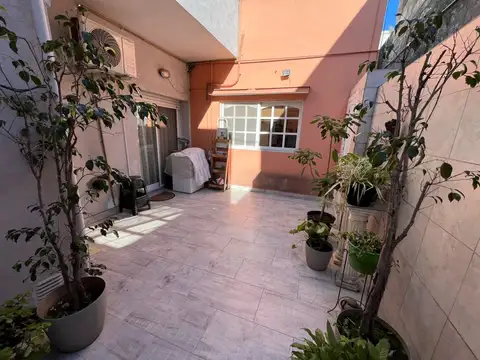 Tipo casa interno 4 amb. VENTA