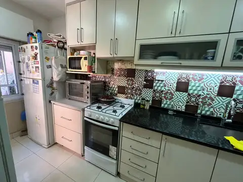 Tipo casa interno 4 amb. VENTA