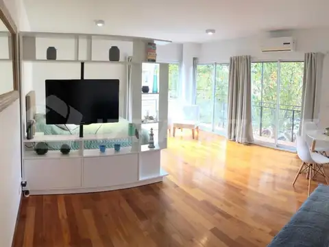 Alquiler anual/semestral Monoambiente amoblado 50m2, cochera - centro Martinez