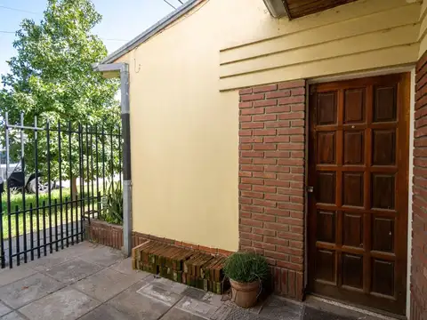 Casa en Venta con 1 cochera