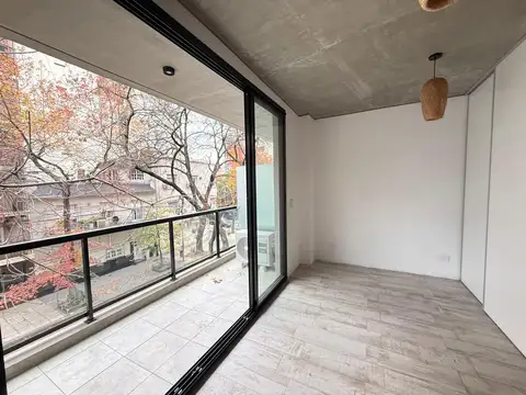 ALQULER DE AMPLIO MONOAMBIENTE EN COLEGIALES