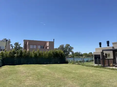 Terreno en Venta de 409,0 m2