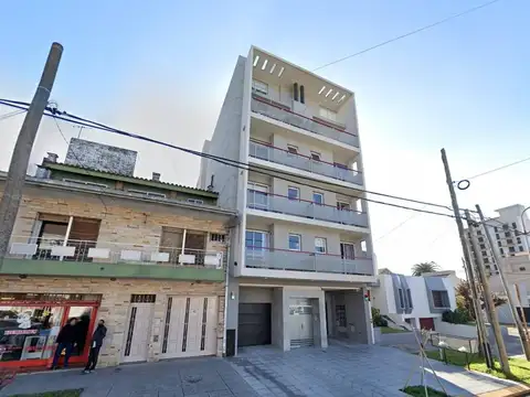 Dpto / Oficina 2 Amb. 43 m²  3er Piso al Frente - S.Justo (Ctro)