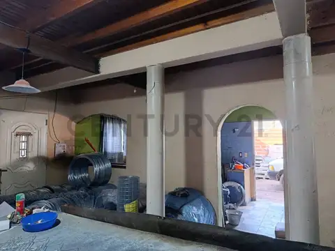 Parque Sakura, Casa 3 amb mas 6 duplex. RENTA INMEDIATA . APTA CREDITO. SE ESCUCHAN PROPUESTAS.
