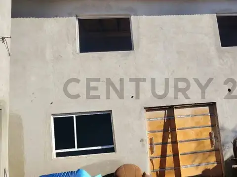 Casa 13 ambientes con 8 baños