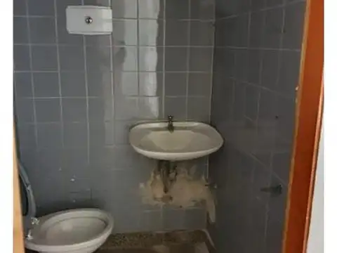 LOCALES - LOCALES - TEMPERLEY - ESTE, GRAN BS. AS. SUR