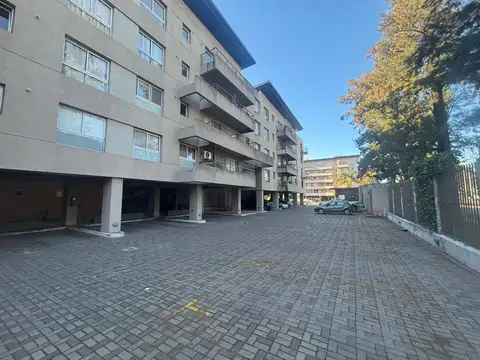 DEPARTAMENTO EN VENTA CON JARDÍN PRIVADO DE 60 M², PARRILLA Y COCHERA | CONDOMIN