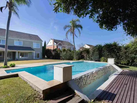 Casa en Pilar Golf 5 dorm con piscina climatizada