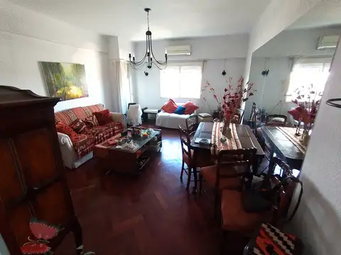 AV EVA PERON 1800, Piso 10