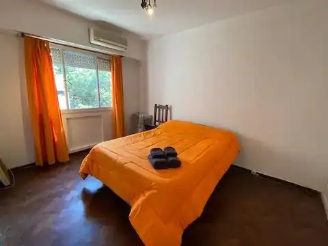 French 3000 Recoleta 2amb U$82.000 Apto Prof