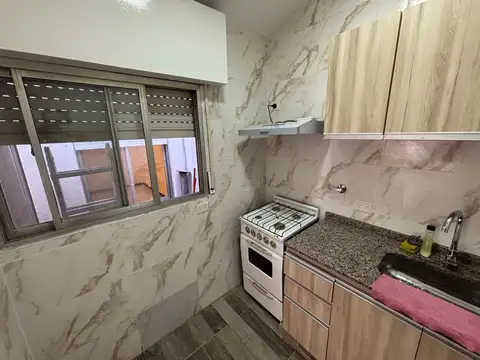 Depto Tipo Casa en Alquiler de 3 ambientes